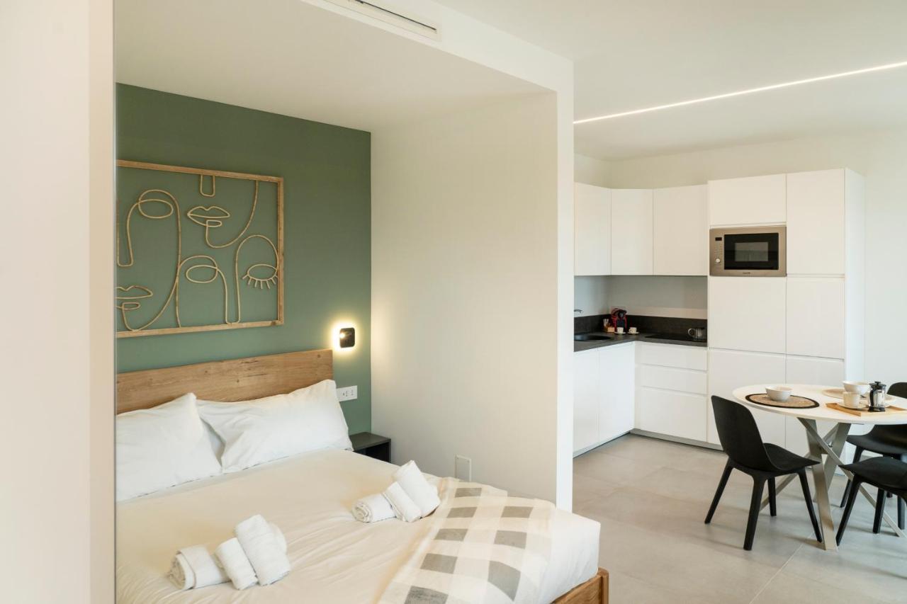 Gentile 46 Luxury Flat Apartment Bari Bagian luar foto