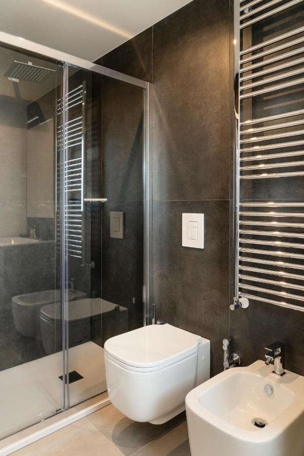 Gentile 46 Luxury Flat Apartment Bari Bagian luar foto