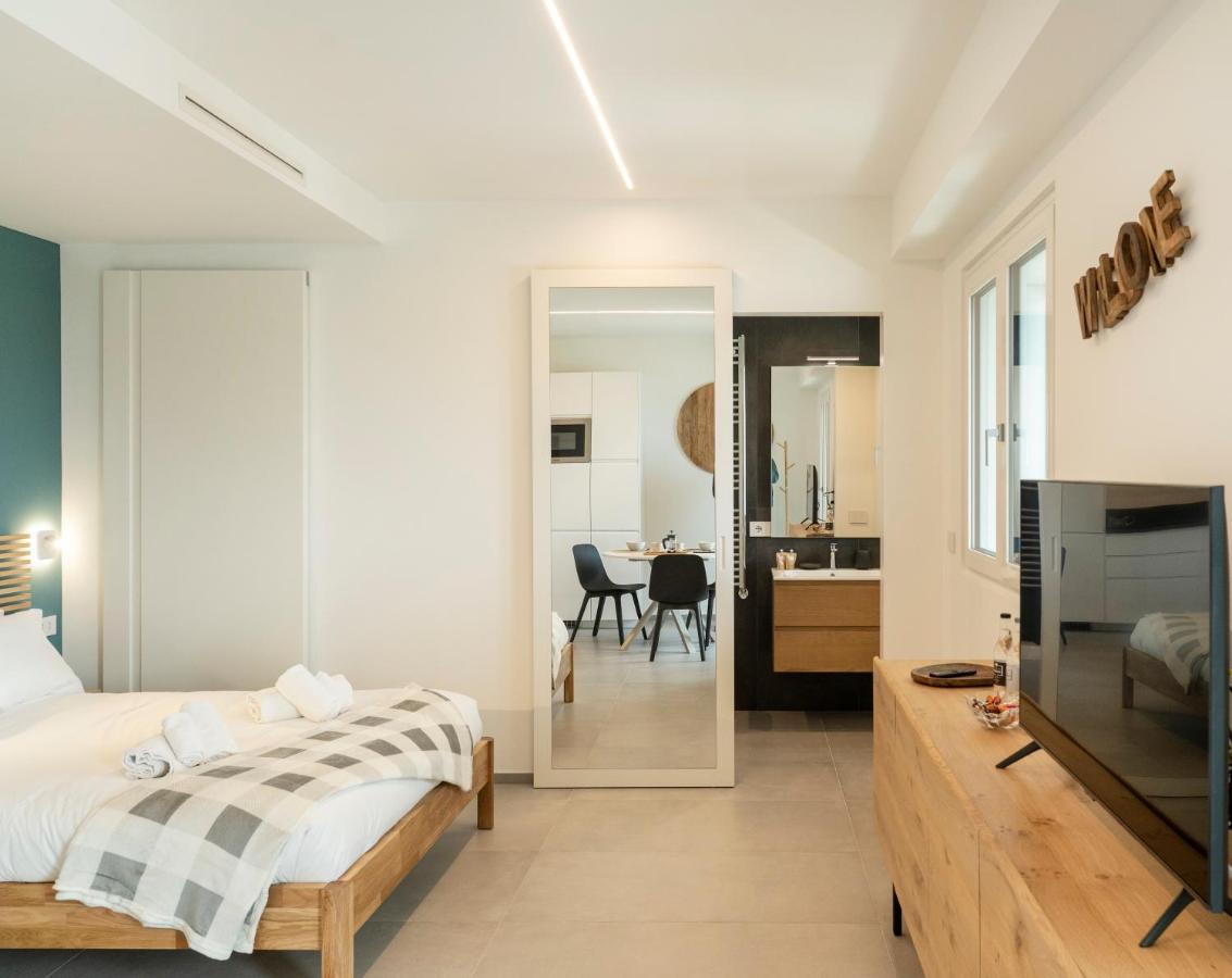Gentile 46 Luxury Flat Apartment Bari Bagian luar foto