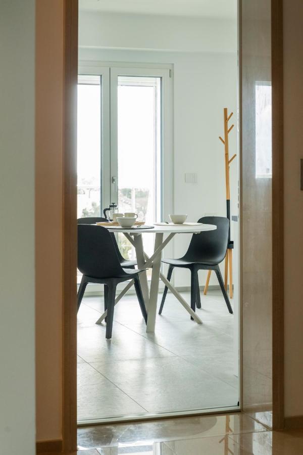 Gentile 46 Luxury Flat Apartment Bari Bagian luar foto