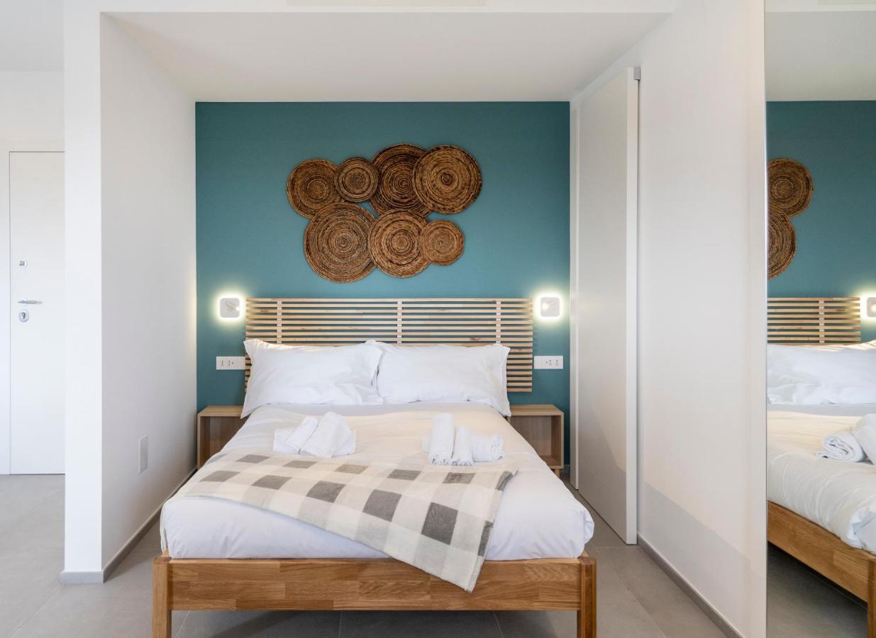 Gentile 46 Luxury Flat Apartment Bari Bagian luar foto